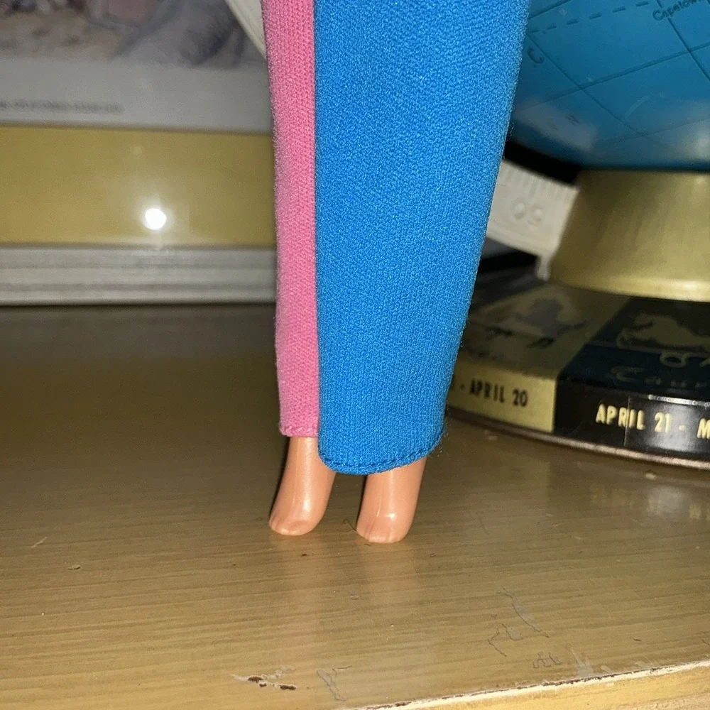 BARBIE Doll Vintage 1980s 1990s 80s 90s Blue Outfit Ring Blonde Blue Eyes